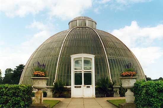File:Botanic Gardens Exterior05.jpg